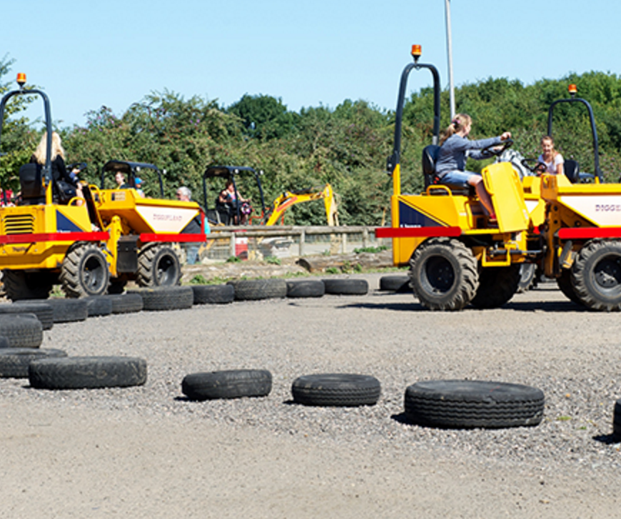 Diggerland, Devon - YourDaysOut